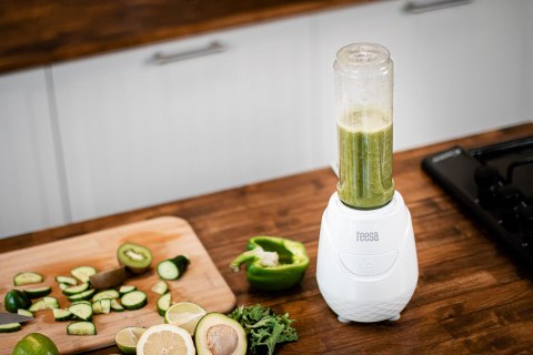 Blender personalny z wkładem chłodzącym i dwoma kubkami Blender personalny z wkładem chłodzącym i dwoma kubkami