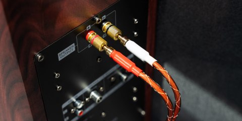 Kabel głośnikowy 3.0m Kruger&Matz (wtyki banan) Kabel głośnikowy 3.0m Kruger&Matz (wtyki banan)