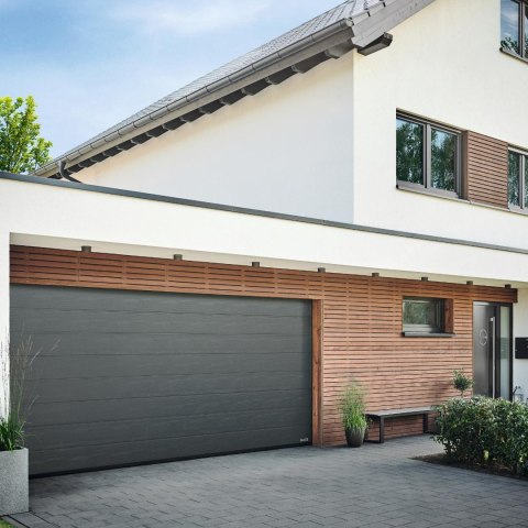 Brama garażowa segmentowa Renomatic/Hormann z napędem ProLift500-2 i szyną FS30 - przetłoczenia M Decocolor. Wymiar 2500x2125mm. Brama garażowa segmentowa Renomatic/Hormann z napędem ProLift500-2 i szyną FS30 - przetłoczenia M Decocolor. Wymiar 2500x2125mm.