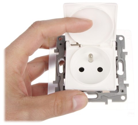 GNIAZDO POJEDYNCZE LE-764537 Niloe 230 V 16 A IP44 LEGRAND GNIAZDO POJEDYNCZE LE-764537 Niloe 230 V 16 A IP44 LEGRAND